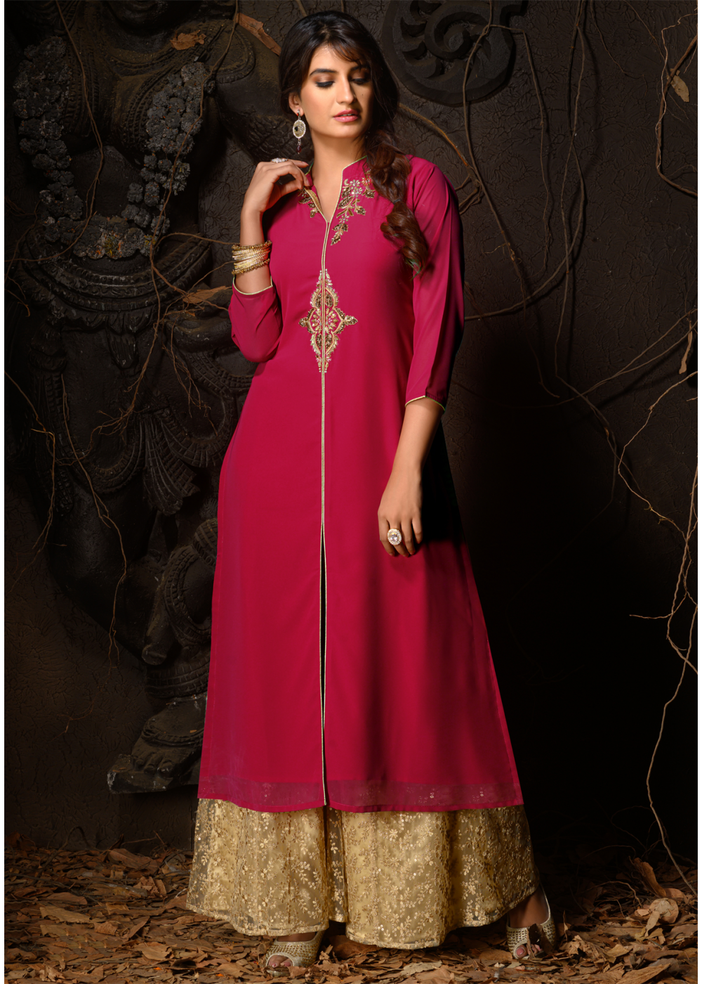 Alluring Pink Colour Georgette Kashmiri Kurti With Subtle Pink Colour  Embroidery All Over Floral Jaal Enhance The Beauty Of The Wearer. at Rs  4200.00 | Jammu| ID: 26442115562