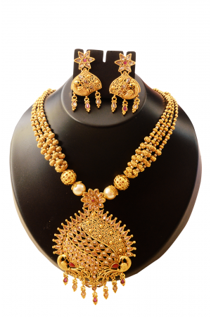 Antique Gold and Pearl 4 line Designer Set