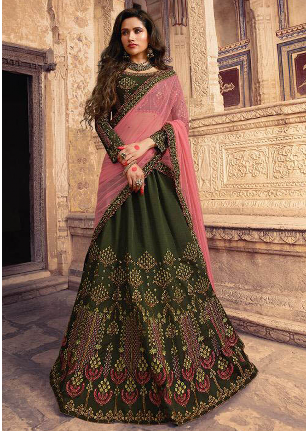 aishwarya rai anarkali suit